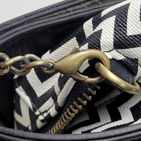 NWT Crossbody Bag Purse Textured Black White Detachable Chain Strap Small - Picture 4 of 13